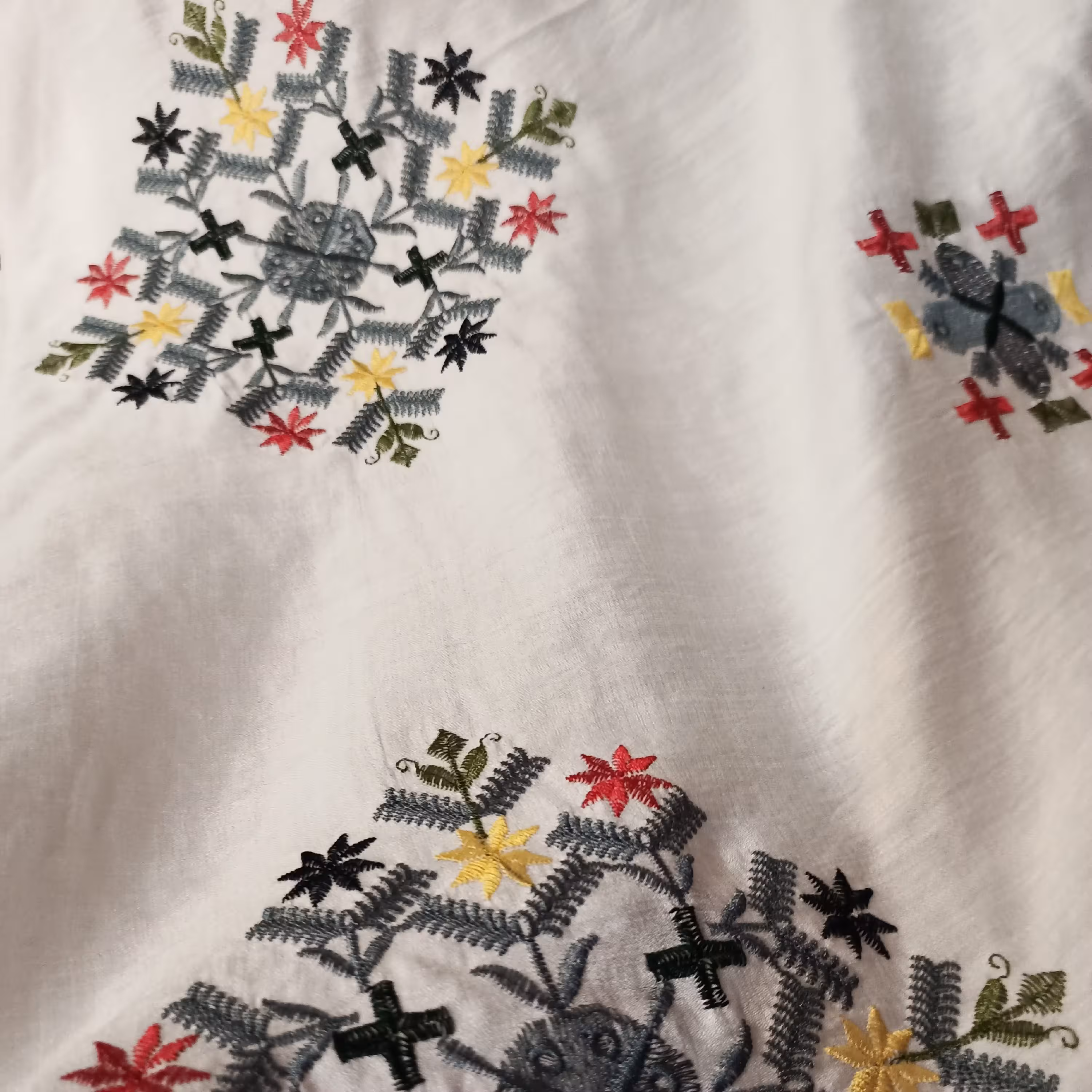 پارچه آلفا قیطان دوزی درجه یک 