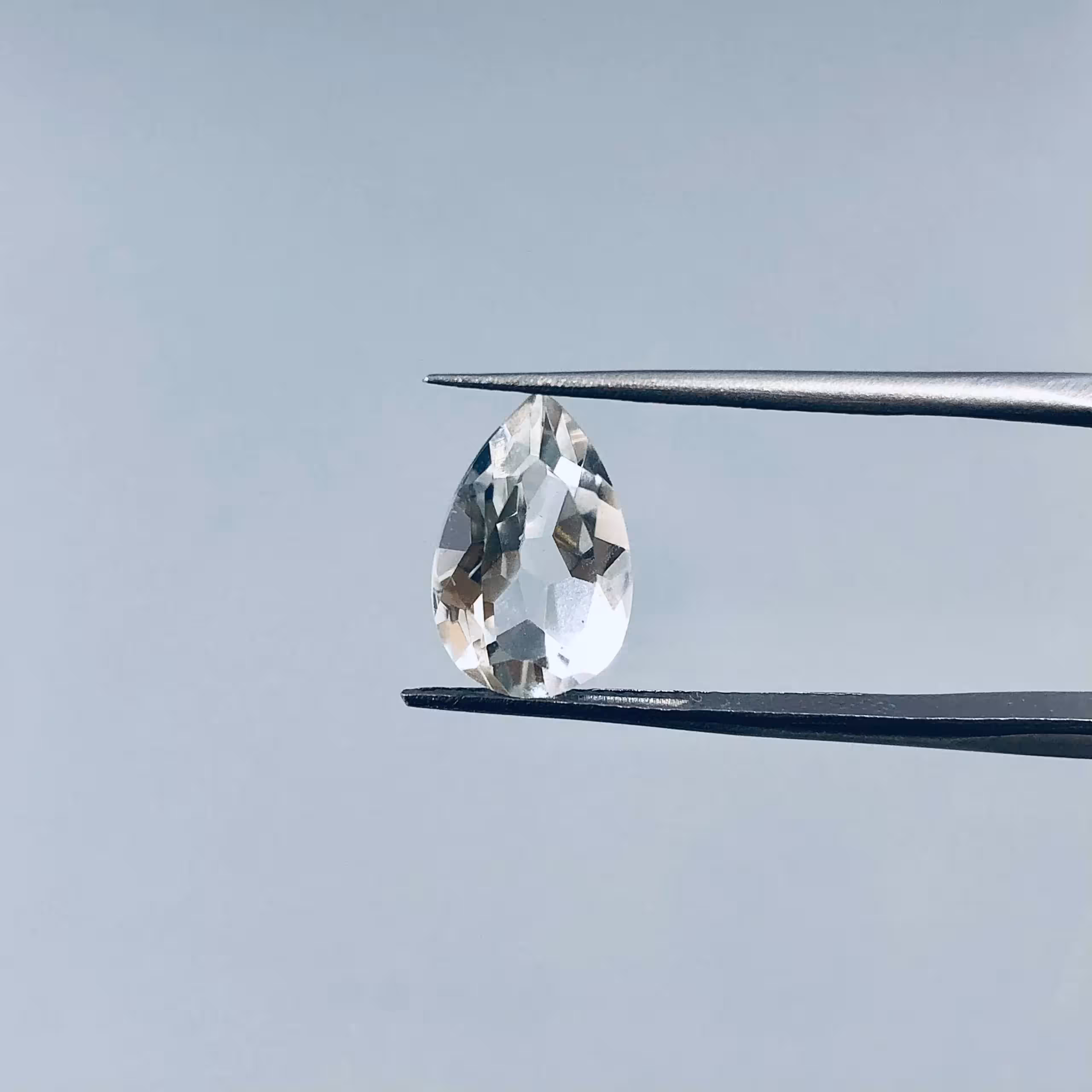 کوارتز شفاف اشکی 251120