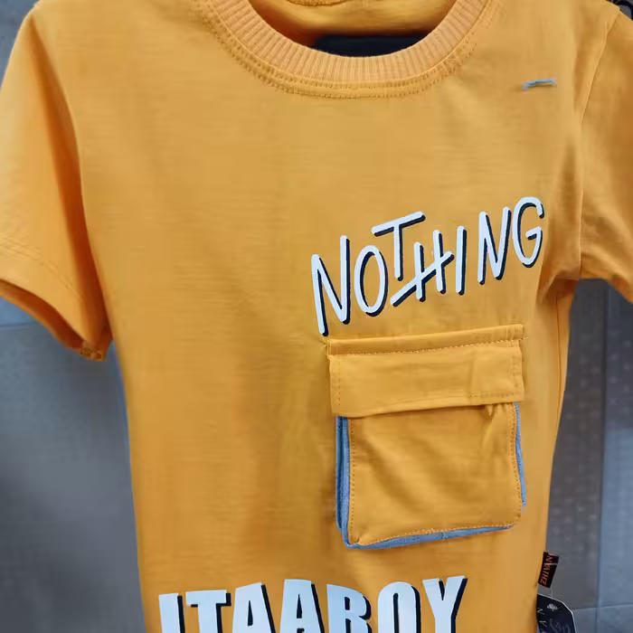 تیشرت وشلوار جیب دار