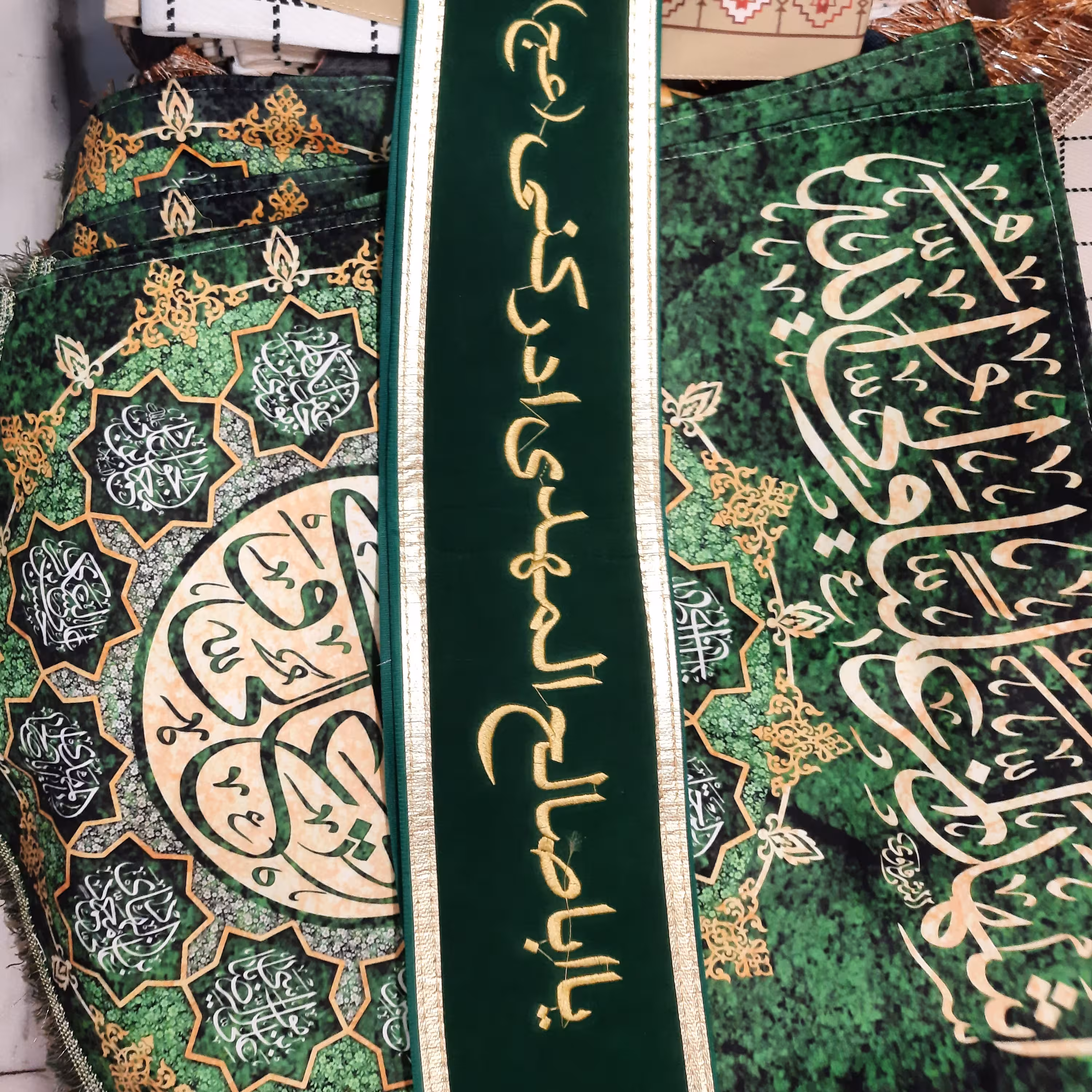 حمایل مخمل 