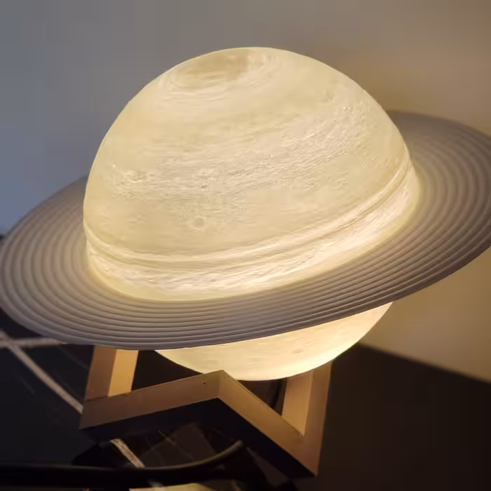 آباژور رومیزی مدل سیاره زحل L4