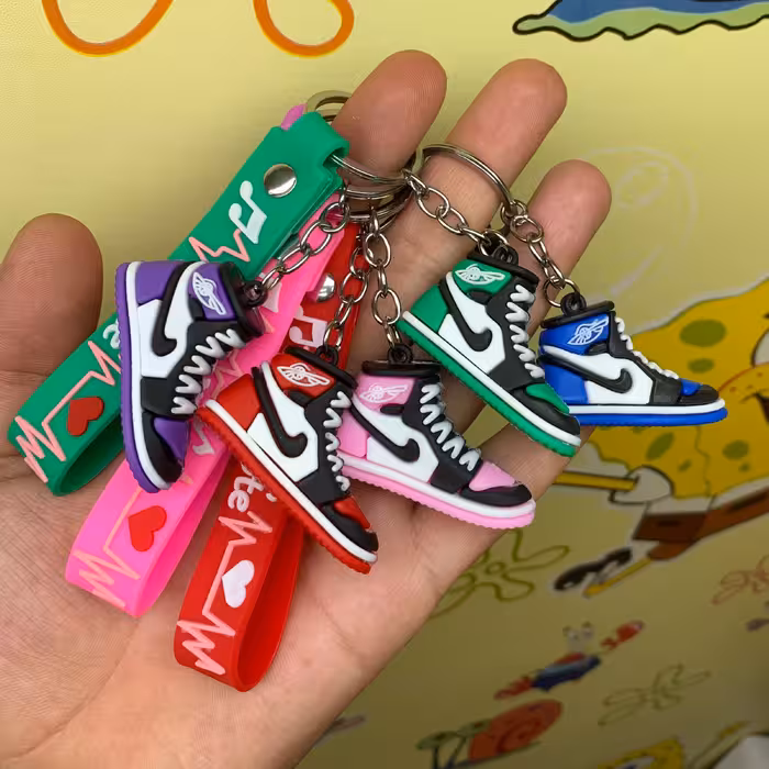 جاکلیدی مدل سیلیکونی طرح کتونی اسپرت 01