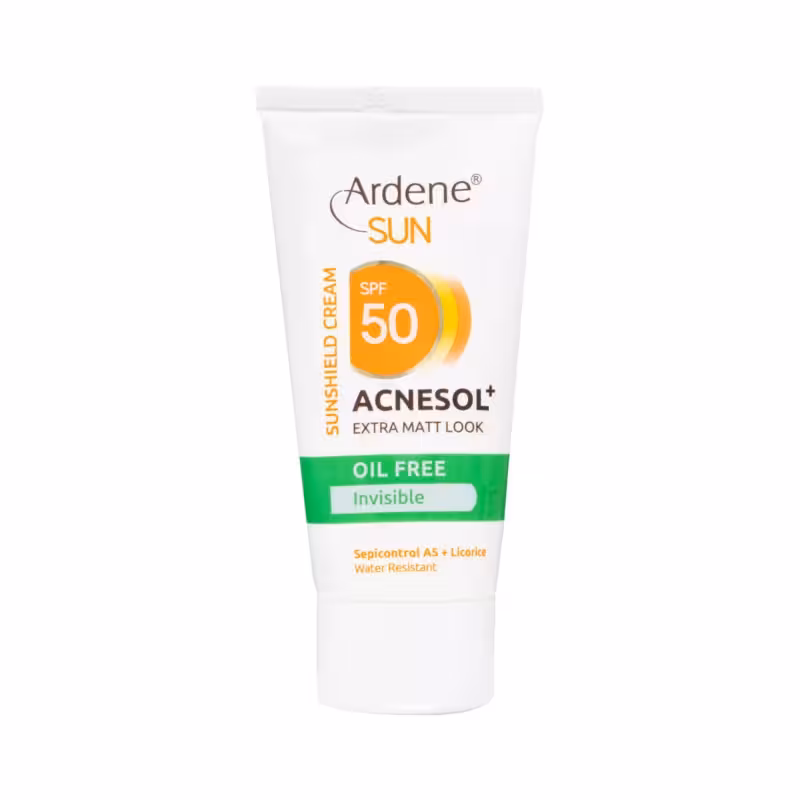 کرم ضد آفتاب SPF50 مات کننده فاقد چربی بدون رنگ 50 گرمی آردن