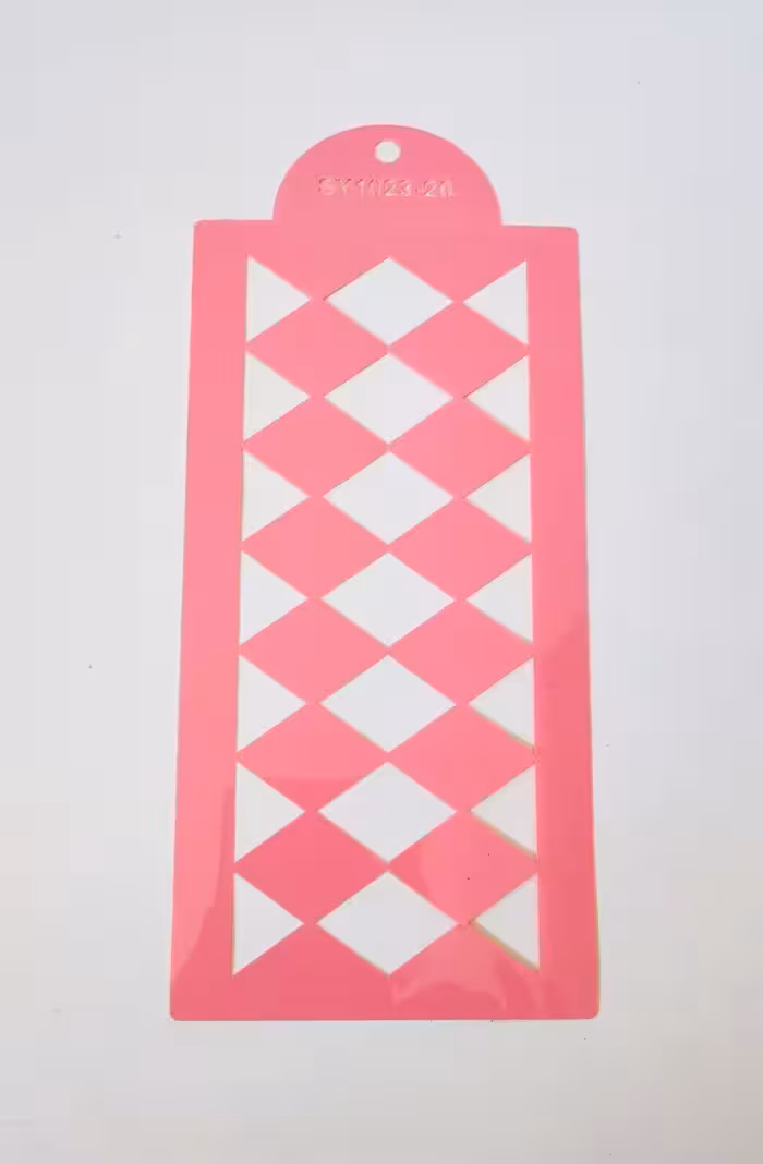 استنسیل لوزی صورتی