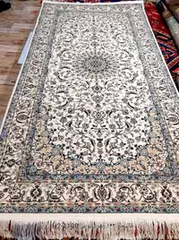 فرش ستاره کویر یزد ابعاد 2 در 1 متر