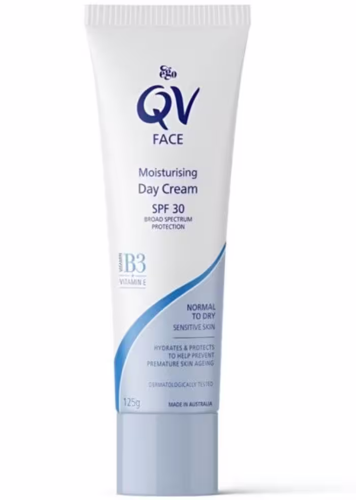 کرم روز مرطوب کننده QV وزن 125 گرم SPF 30