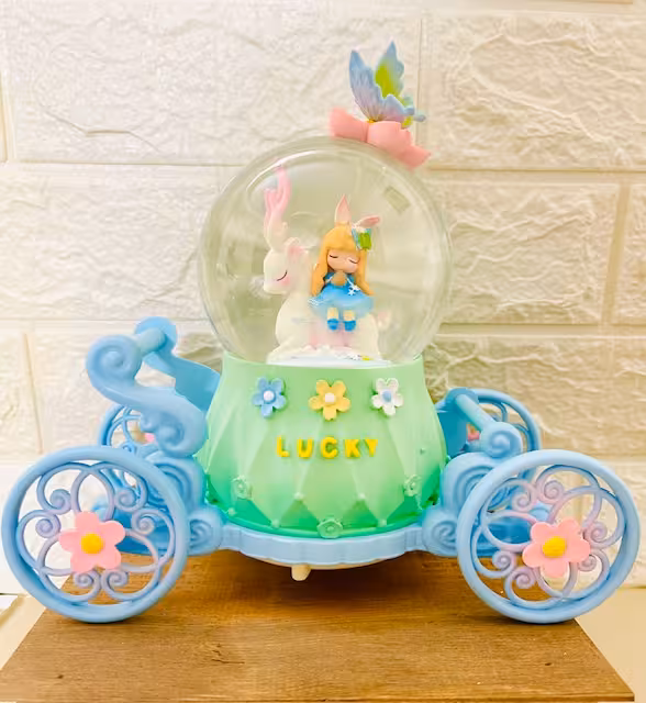 گوی موزیکال پرنسس کالسکه سوار