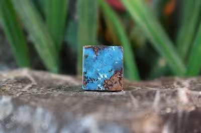 فیروزه نیشابور