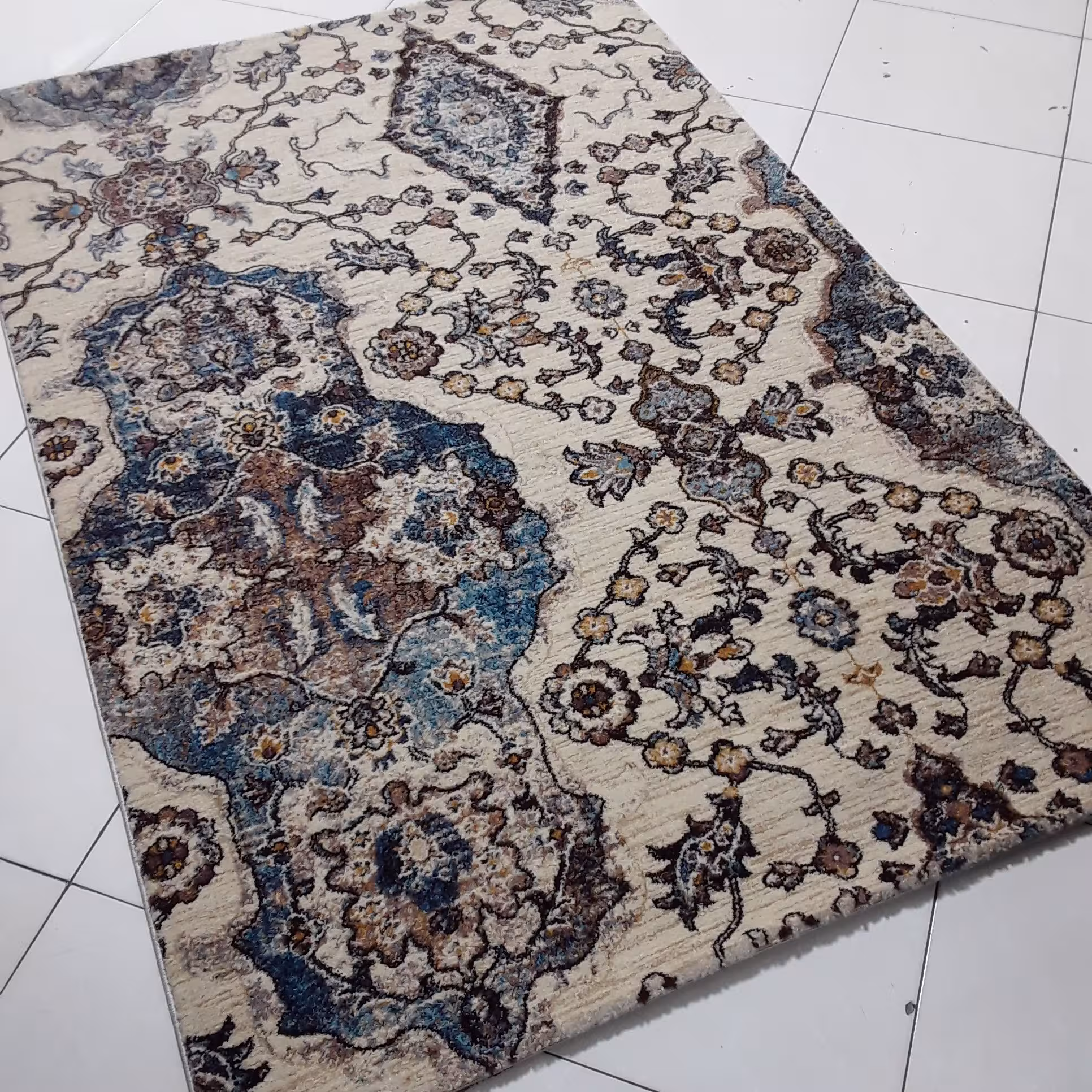 فرش ساوین کد 7262کرم سایز 1.5 در 2.25