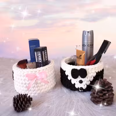 سبد قلاب بافی تریکو طرح عروس و داماد کد 80065 مجموعه 2 عددی