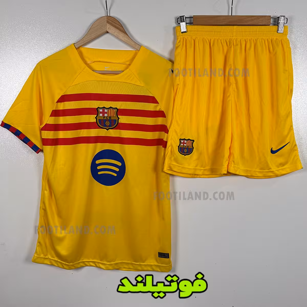 کیت چهارم بارسلونا 2025