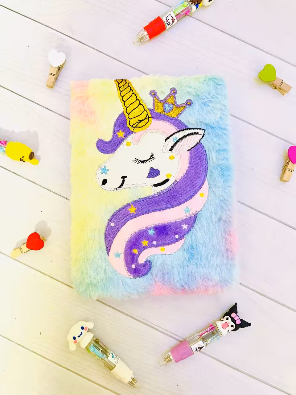 دفتر پولیشی یونیکورن تاج دار