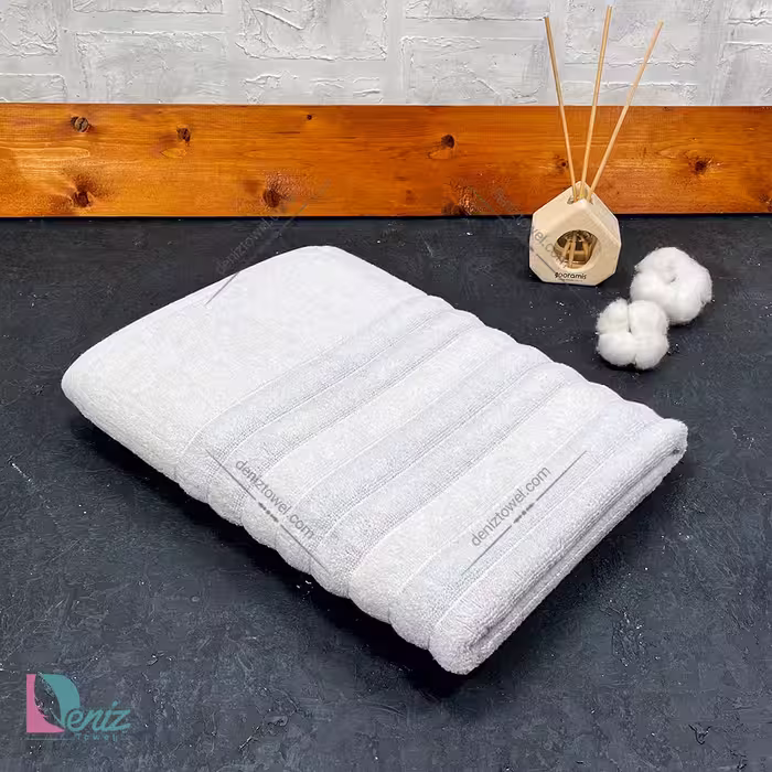 حوله استخری سیلویا رنگ آبی بنفش
