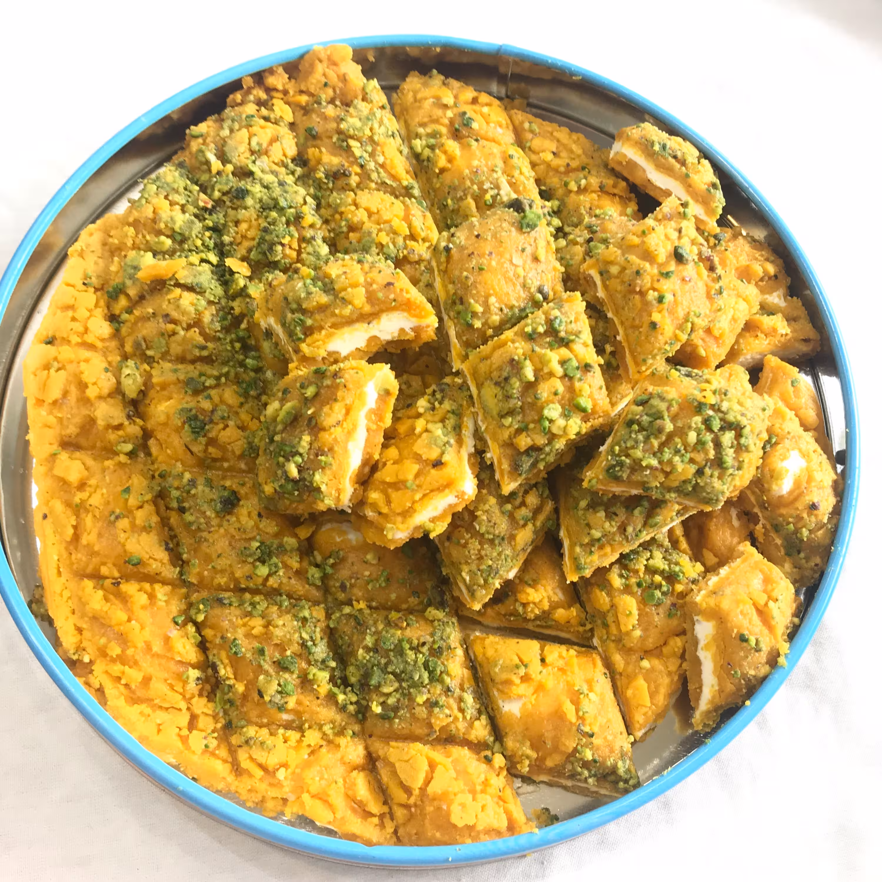 سوهان گزی حیوانی با پسته