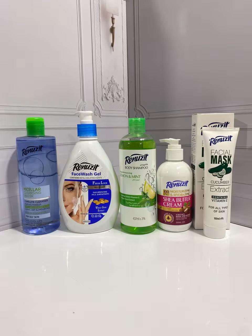 روتین پوست چرب رینوزیت