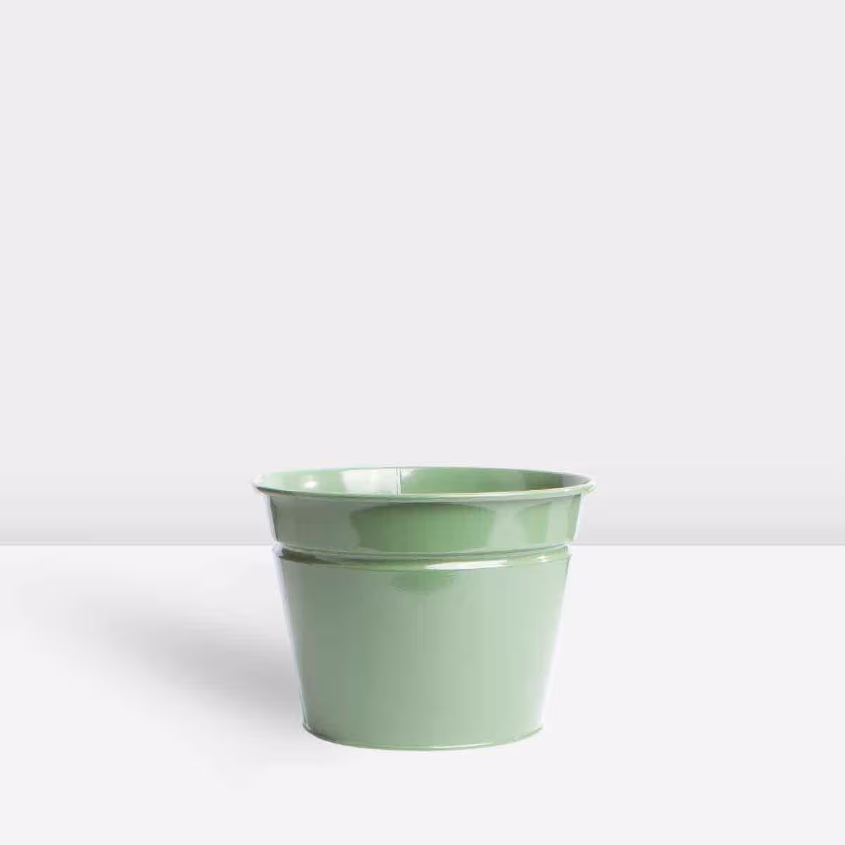 گلدان فلزی مخروطی smp23