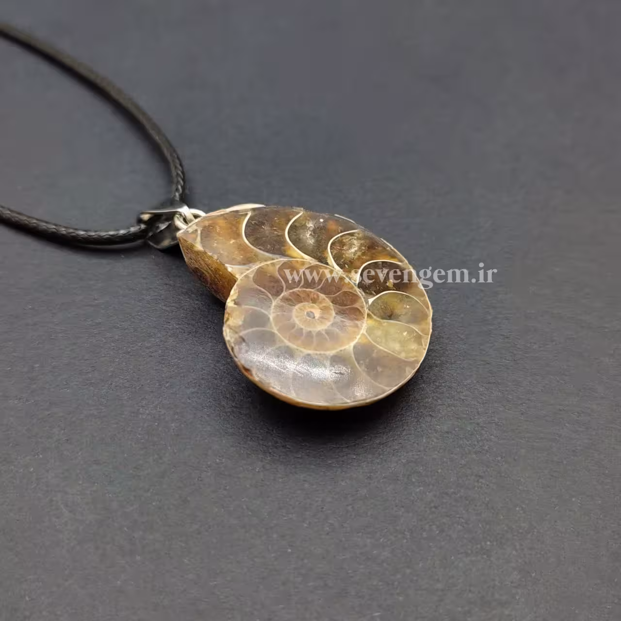 گردنبند فسیل آمونیت (کد133)