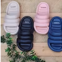 دمپایی پفکی 37 تا 40 ضد لغزش صورتی نانسی پایون سبک و نرم