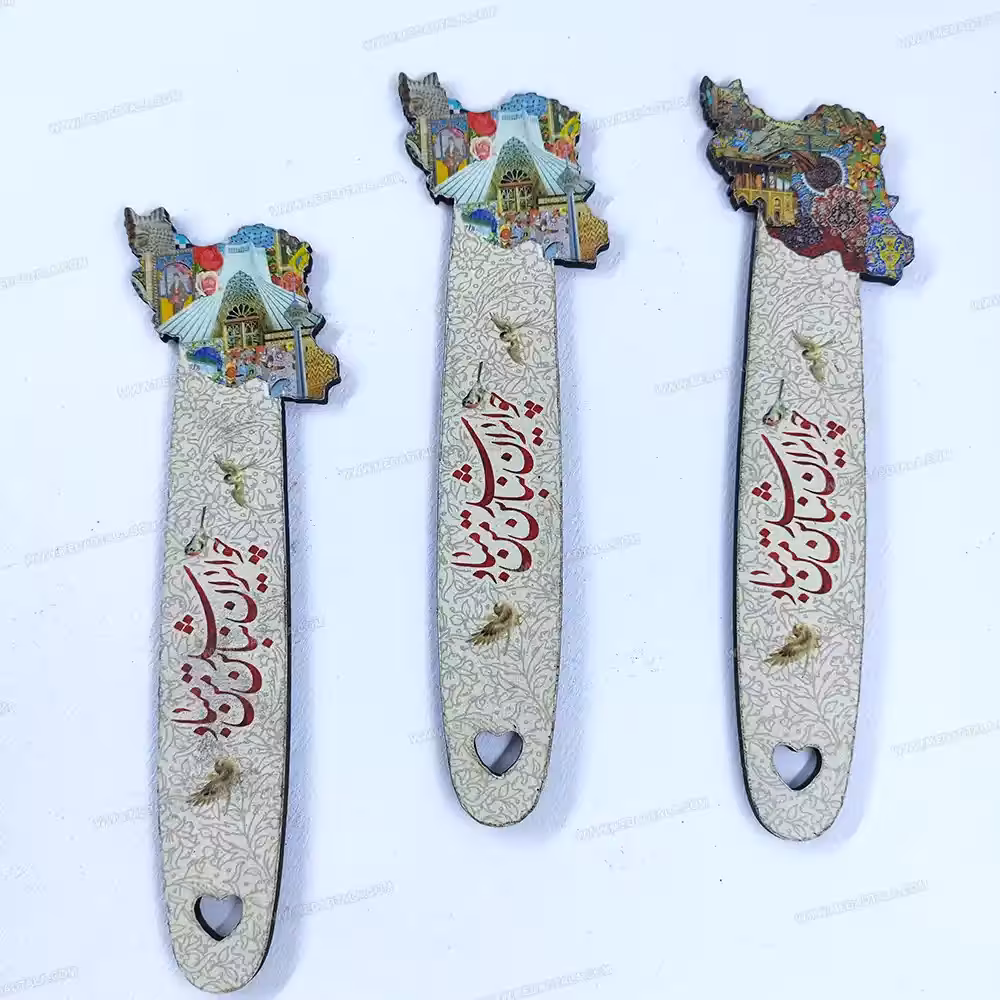 بوک مارک چوبی طرح پرچم ایران