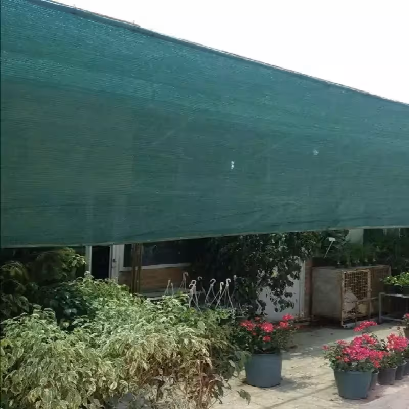 سایبان شید 80 درصد 3 در 3 متر دوردوزی شده همراه با حلقه نصب