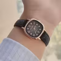 ساعت دخترانه فانتزی مشکی رنگ