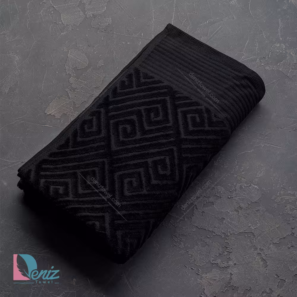 حوله حمامی MAESTA رنگ مشکی