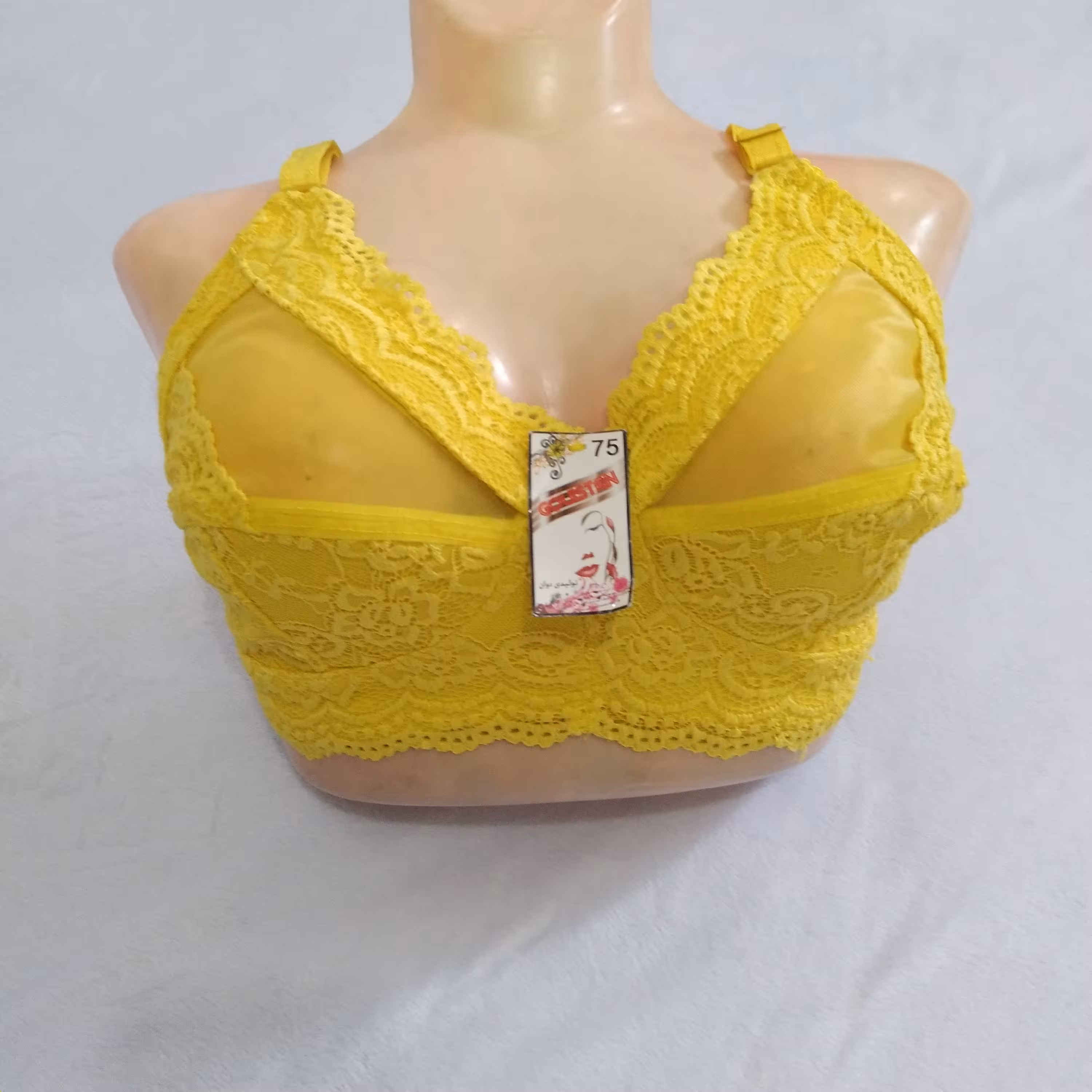 سوتین دانتل پروانه ایی 