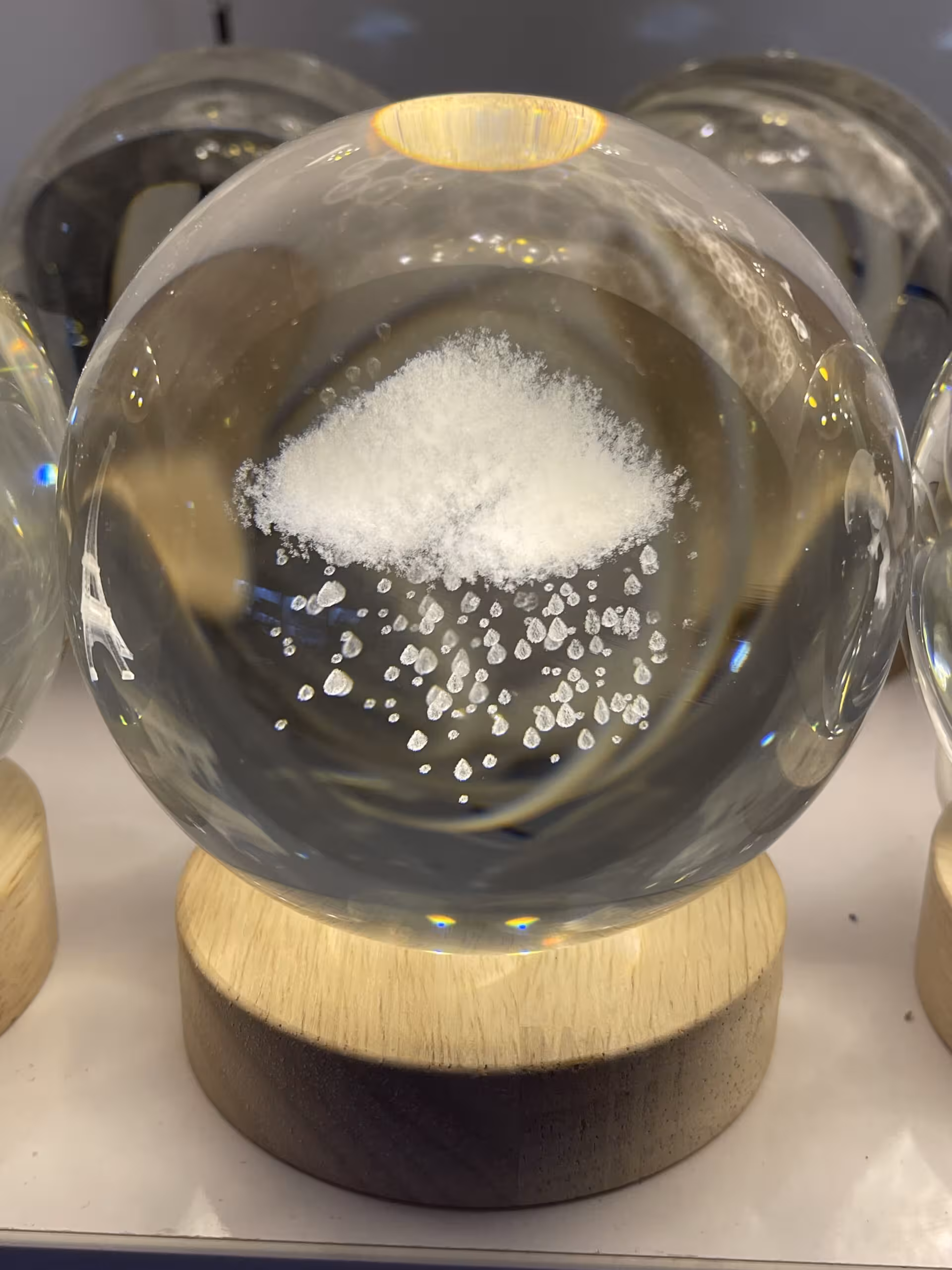 گوی شیشه ای چراغدار 10سانت (باران)