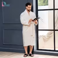 حوله تن پوش ویتو رنگ شیری
