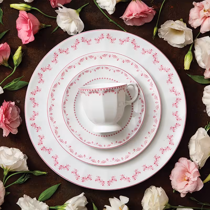 سرویس چینی  29 پارچ نئوکلاسیک طرح  فرانسیس رنگ  صورتی  درجه  یک