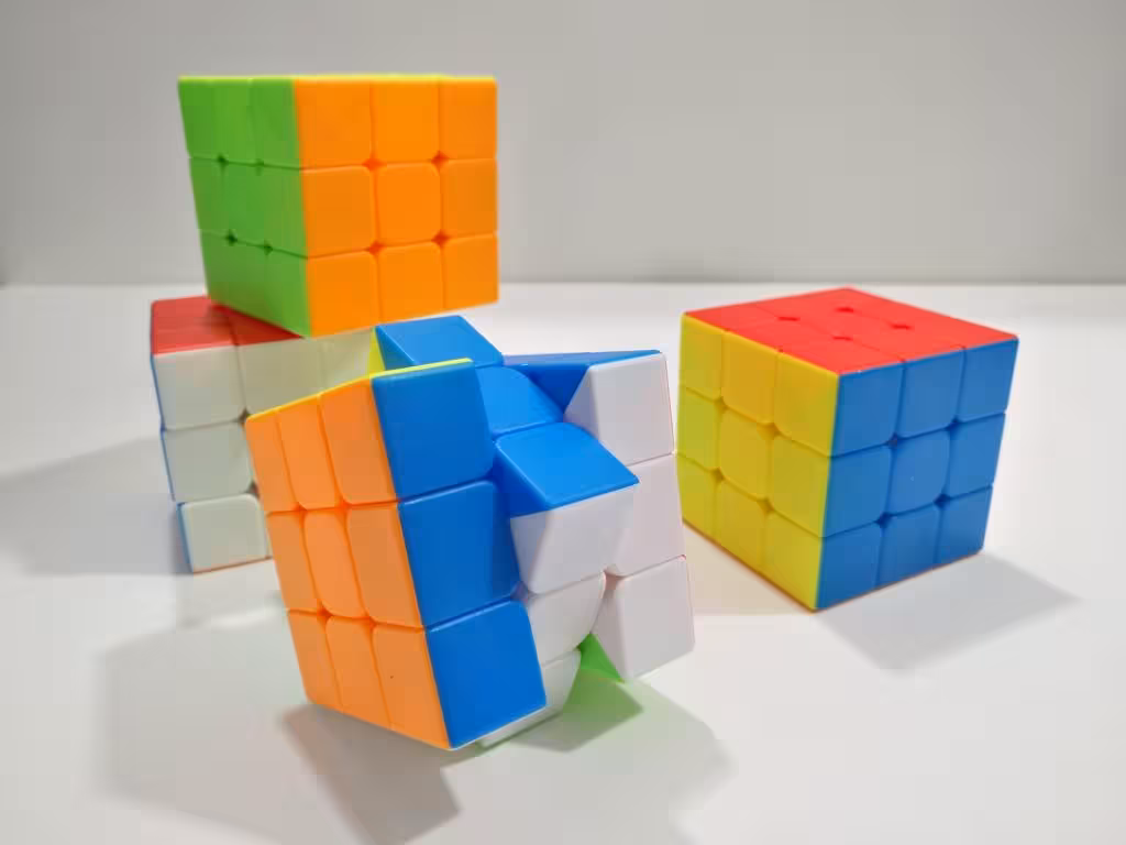 روبیک 3*3 (رنگ ثابت)