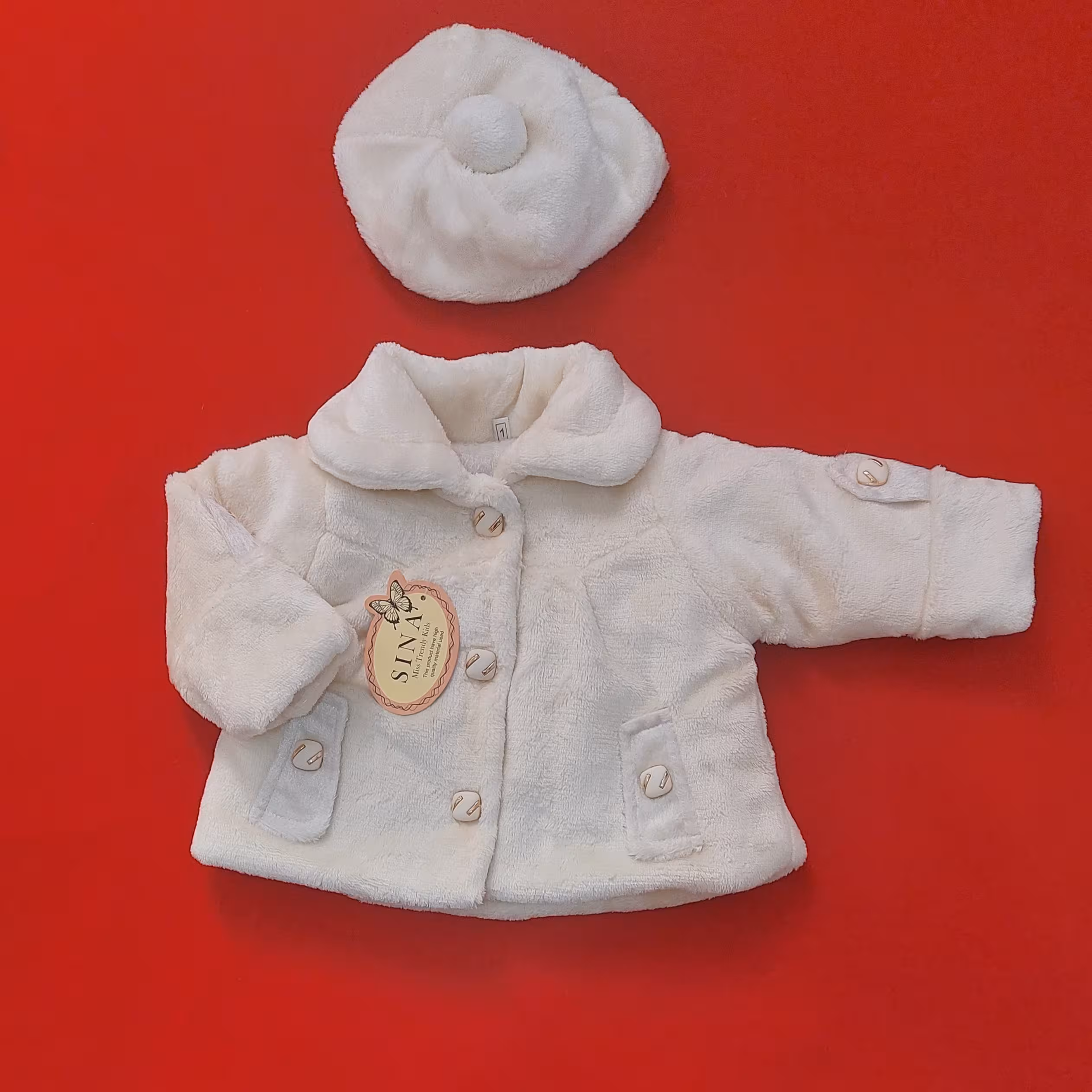 کاپشن نوزادی مخمل (شنل ) همراه کلاه در  رنگ های جذاب گلبهی ، شیری ، صورتی و نسکافه ای( با ارسال رایگان به سراسرکشور )