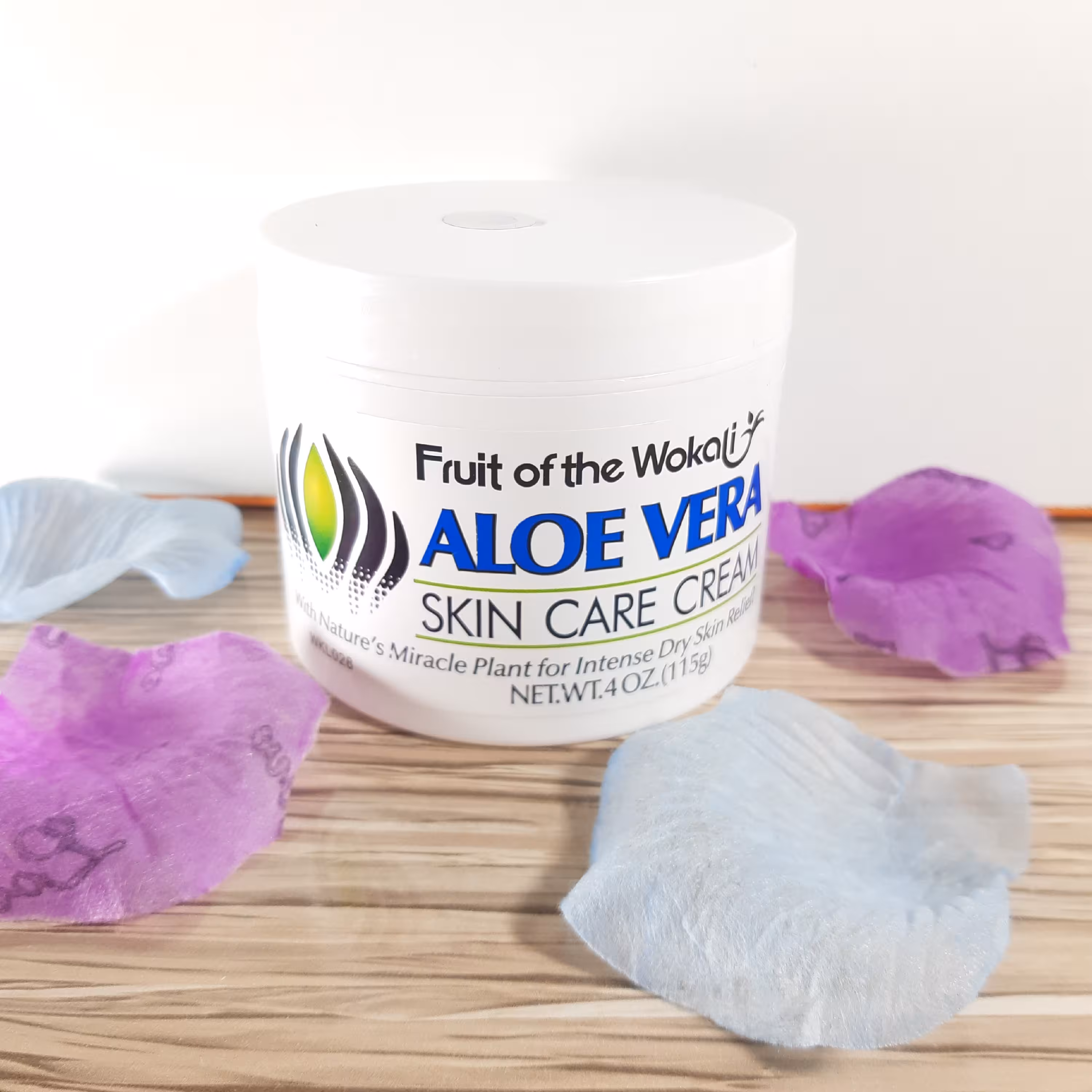 کرم آبرسان آلوئه ورا وکالی (آرایشی بهداشتی الماس)