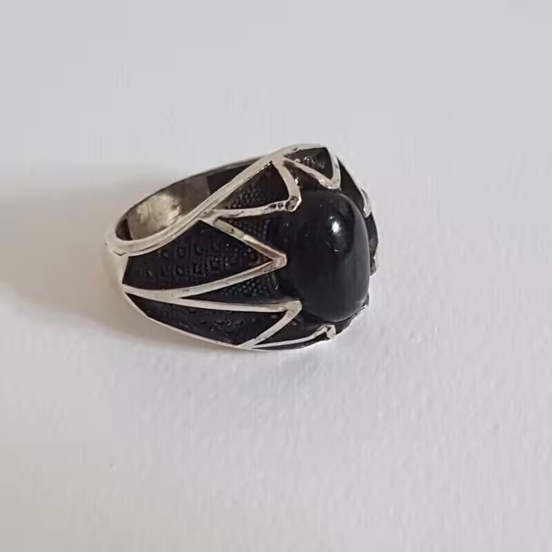 426-انگشتر نقره عیار 925 - با سنگ اونیکس - کد 8 - W 8.7