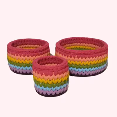 سبد قلاب بافی تریکو طرح راه راه رنگی کد 01 مجموعه 3 عددی