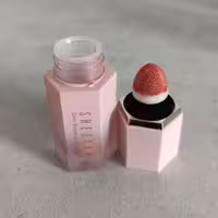 رژگونه مایع شیگلم رنگ Devoted ( های کپی )