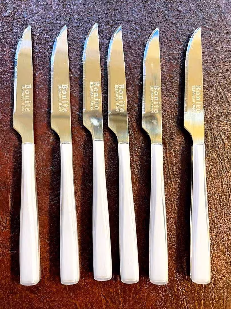 کارد تک مدل ساده بونیتو