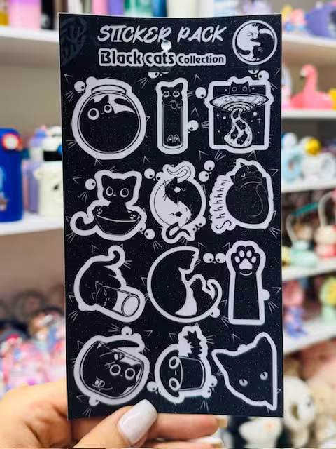 استیکر پکی ضد آب طرح گربه سیاه 1