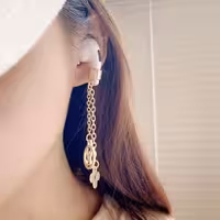 آویز گوشواره ای ایرپاد لویی ویتون گلد (مناسب برای تمامی ایرپاد ها)