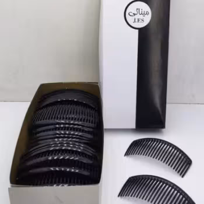 شانه زلفی مشکی کوچک.