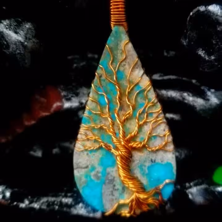 درخت زندگی  فیروزه نیشابور