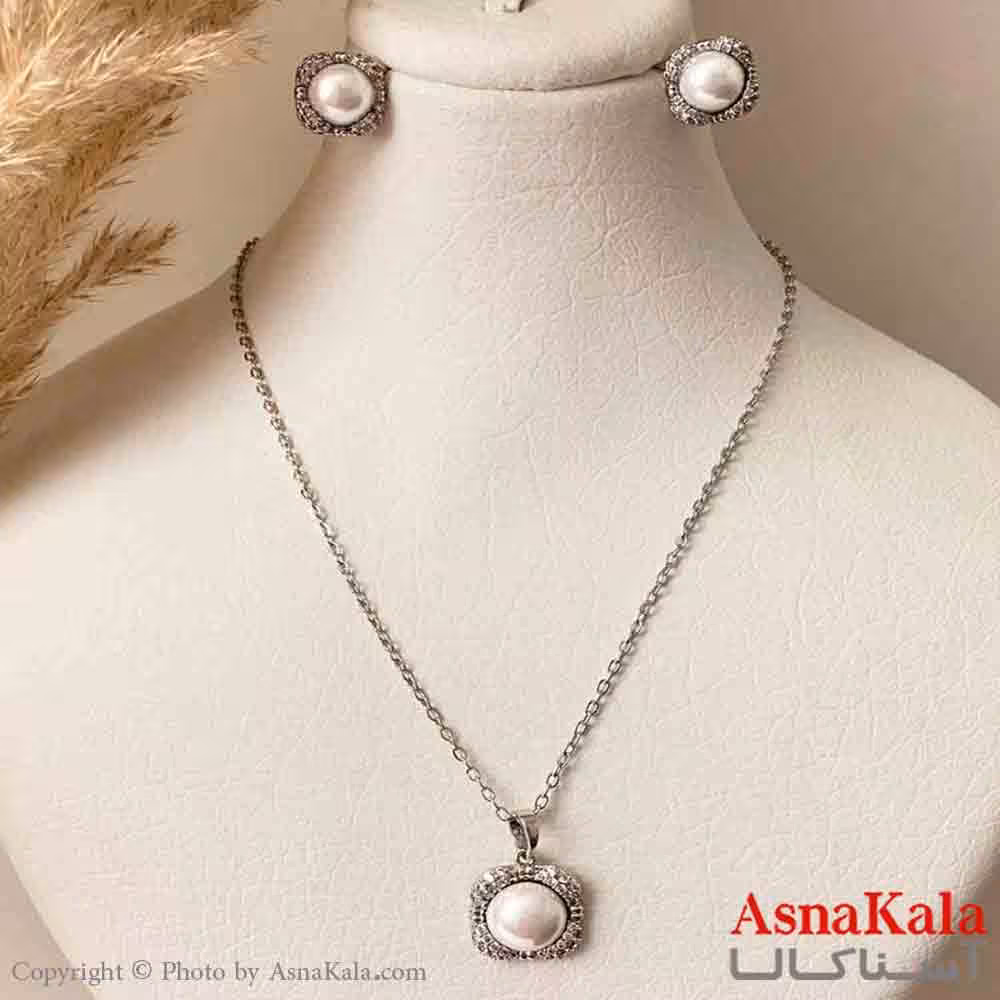 نیم ست زنانه ژوپینگ مدل مربع مرواریدی نگیندار شامل گوشواره و آویز رنگ نقره ای کد NIM14944W