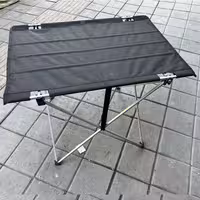 میز مسافرتی تاشو با اسکلت بندی ضربدری و رویه برزنتی تقویت شده با فلز کد1