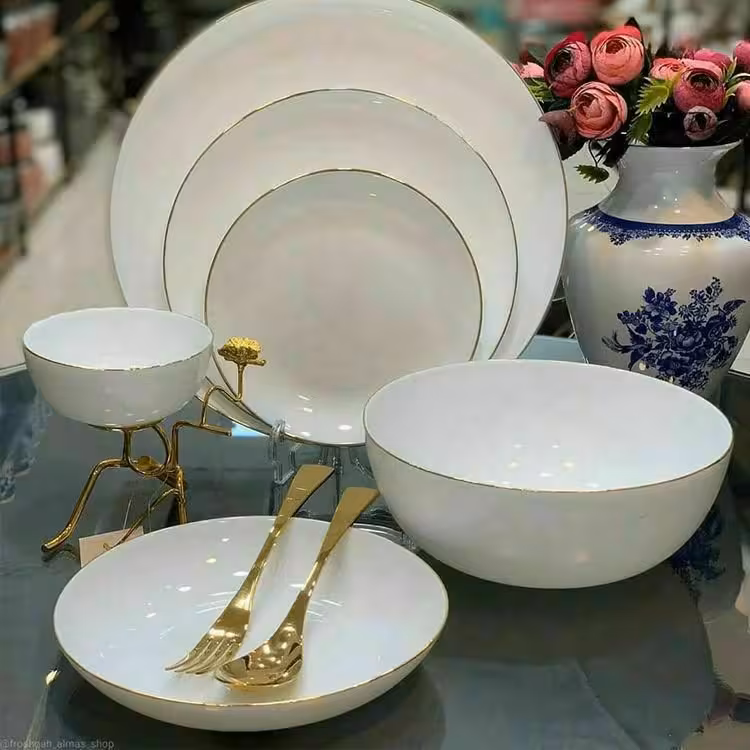 سرویس26پارچه اوپال گرد لب طلا
کد بلو