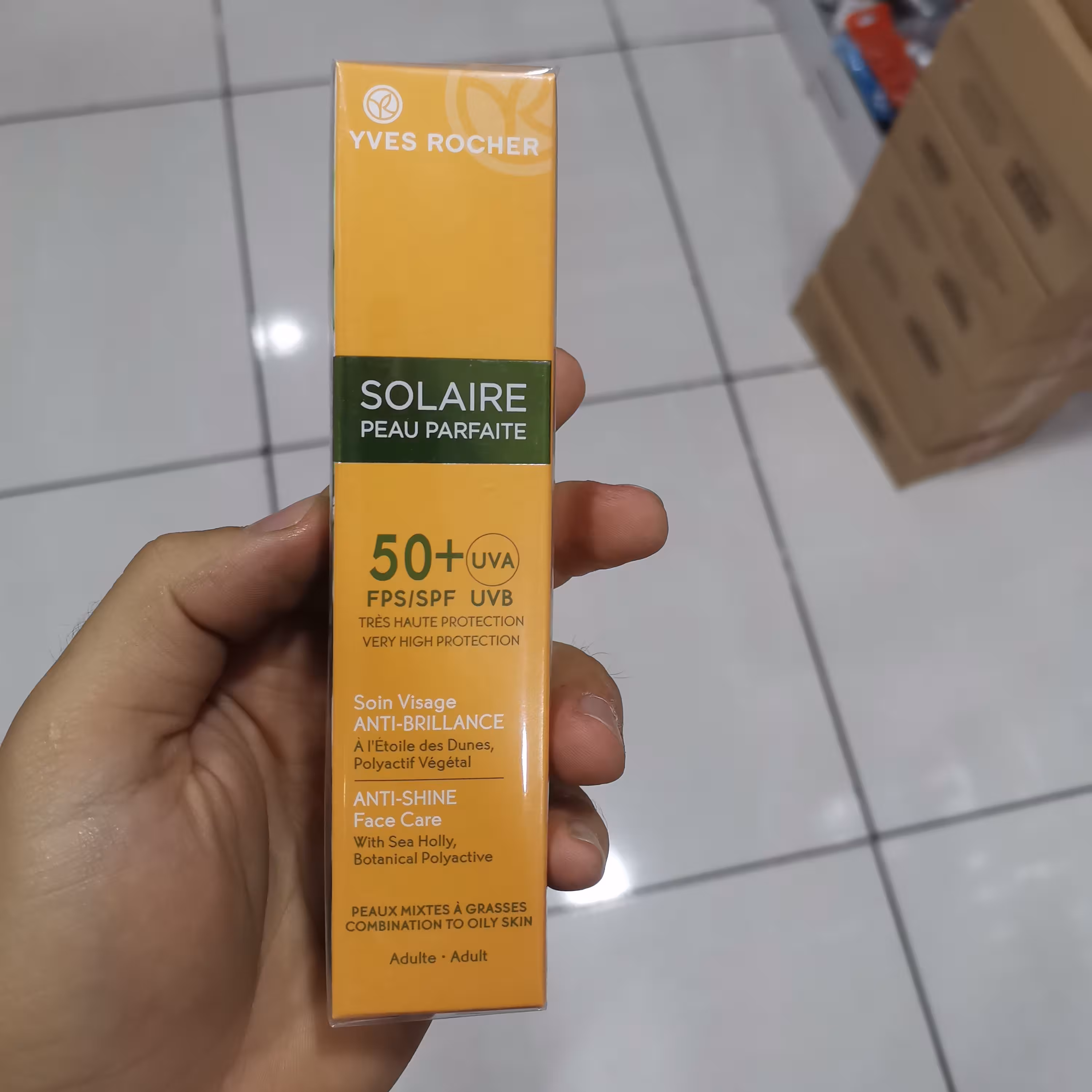 ضد آفتاب ایوروشه