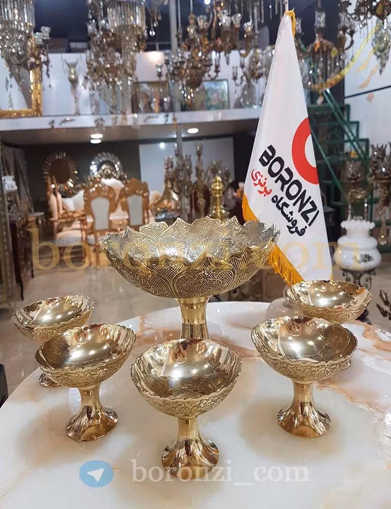 ست آجیل خوری پایه دار برنجی 2