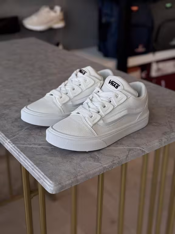 ونس وارداتی کد m12440 رنگ سفید سایز 40