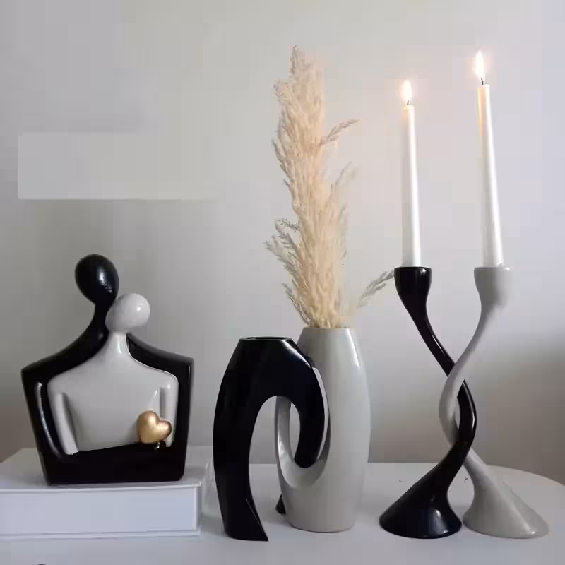 ست مجسمه و گلدان و شمعدان  دکوری عشق