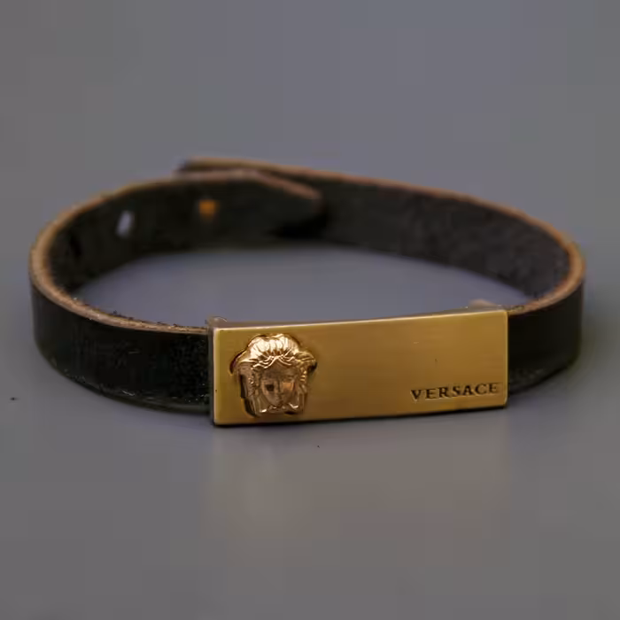 دستبند چرم پلاکدار