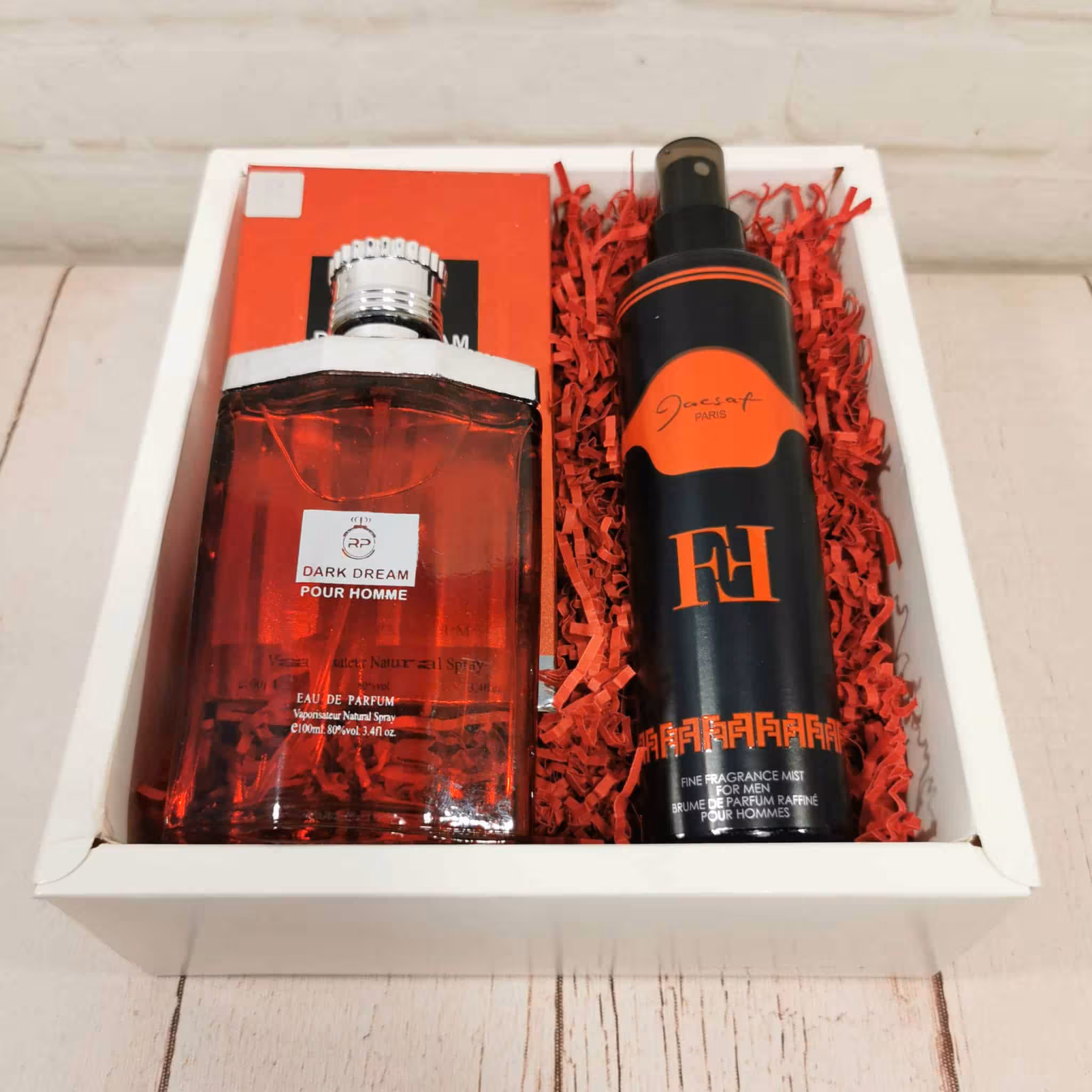 باکس هدیه مردانه کد M421